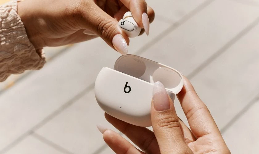 Cách bảo quản tai nghe Bluetooth không dây Beats Studio Buds đúng cách