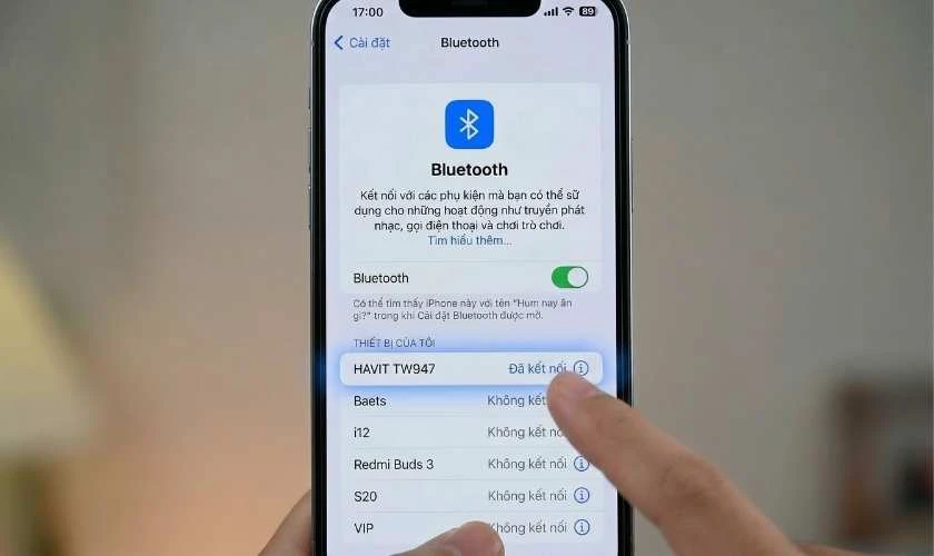 Bật Bluetooth trên thiết bị và ghép nối trên điện thoại