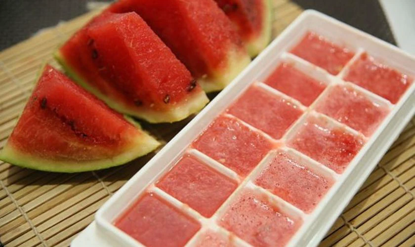 Bán đồ ăn vặt tự làm tại nhà cho bạn bè