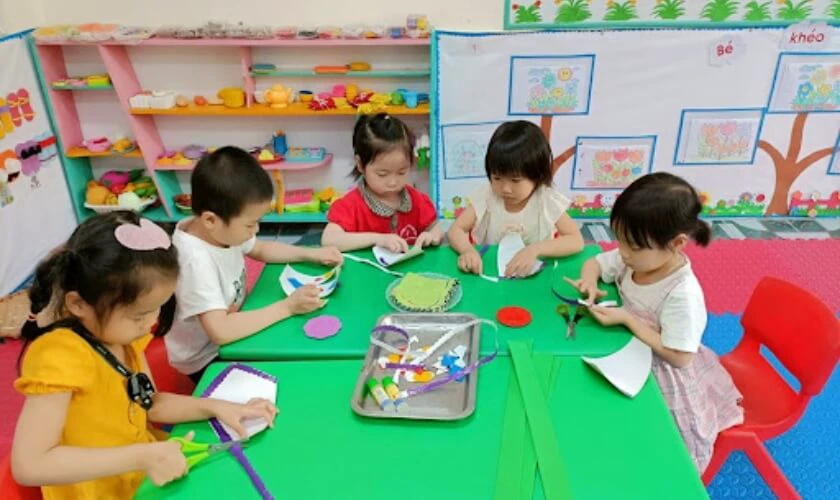 Cách làm mũ Vua Hùng bằng giấy có ý nghĩa gì?