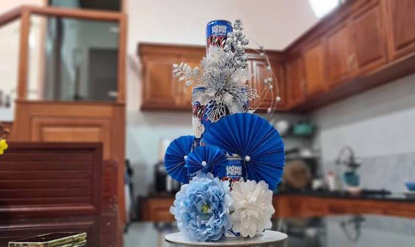 Làm tháp nước ngọt Pepsi chưng Tết trang trí