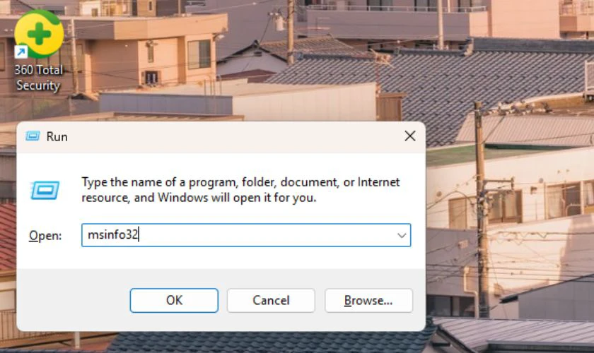 Mở hộp thoại Run, nhập lệnh msinfo32 và nhấn Enter
