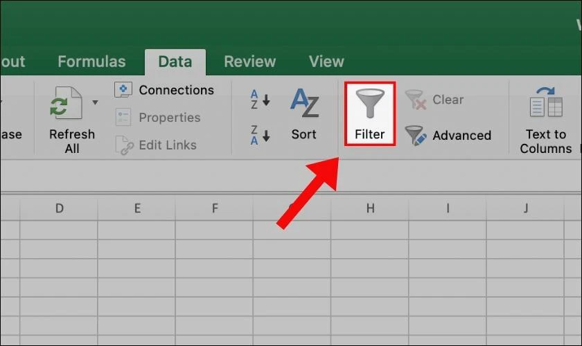 Bạn tìm đến khu vực mục Sort & Filter