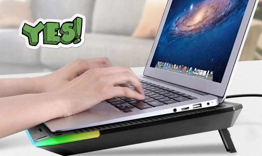 Tránh đặt laptop trong môi trường có nhiệt độ hoặc độ ẩm quá cao