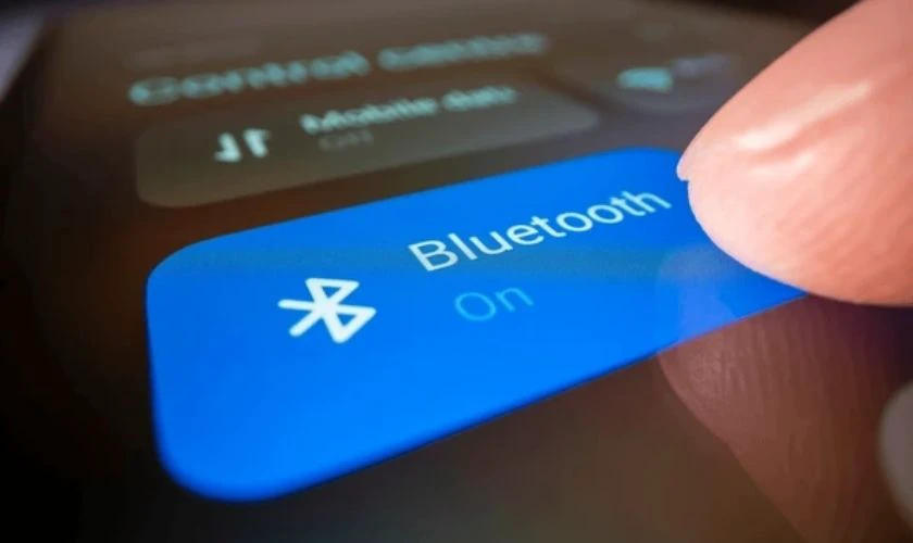 Cách kết nối tai nghe Defunc True Go - Bật bluetooth điện thoại