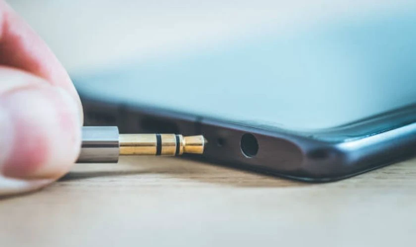 Cách kết nối tai nghe Sony MDR-XB55AP