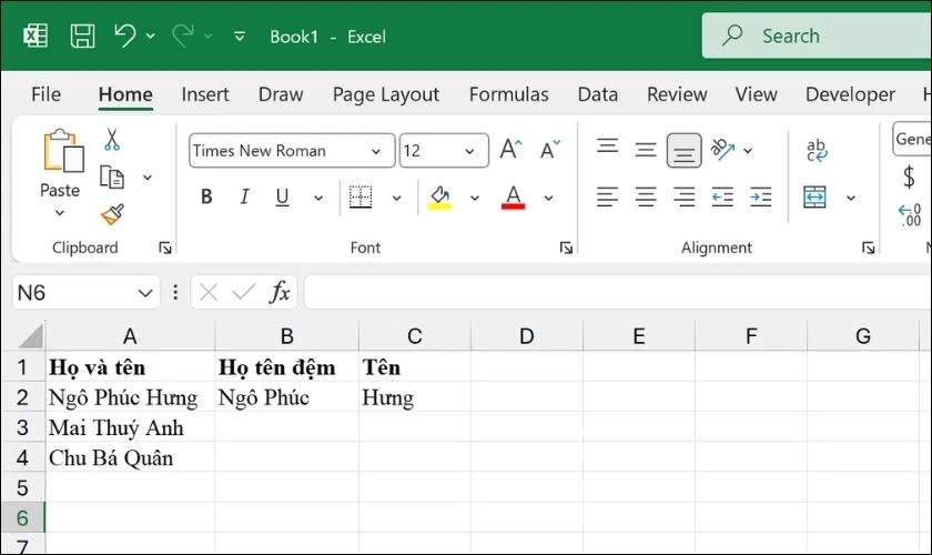 Cách tách họ và tên thành cột riêng trong Excel bằng Flash Fill