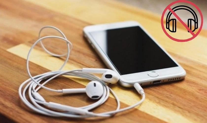 Chế độ tai nghe trên iPhone hiển thị khi kết nối tai nghe