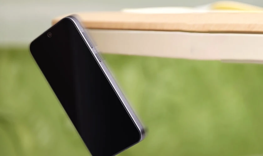 Máy OPPO bị đơ không tắt nguồn được do đâu?