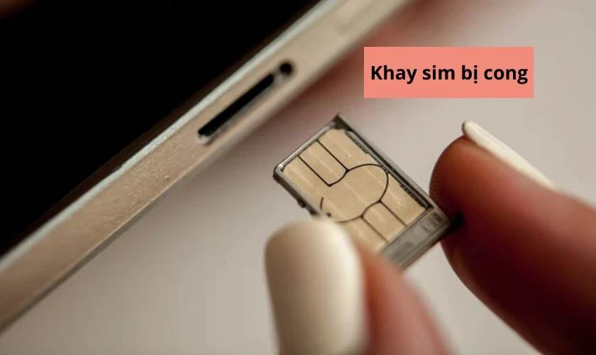 Cách tháo khay sim khi bị kẹt cần lưu ý những gì?