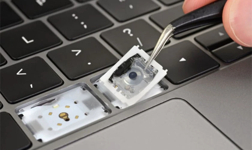 Khi nào cần tháo nút bàn phím laptop Asus