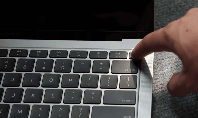 Tắt nguồn MacBook hoàn toàn