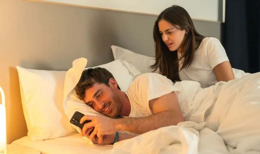 Fake “tin vui lớn” là cách troll người yêu Cá tháng Tư