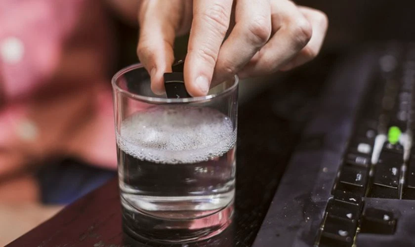 Tháo và rửa phím