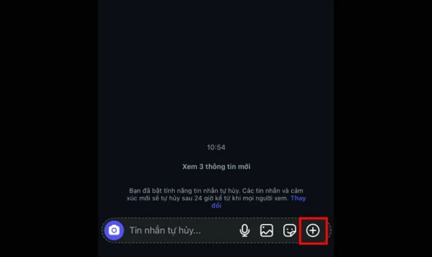 Chọn dấu (+) ở góc dưới bên phải khung chat