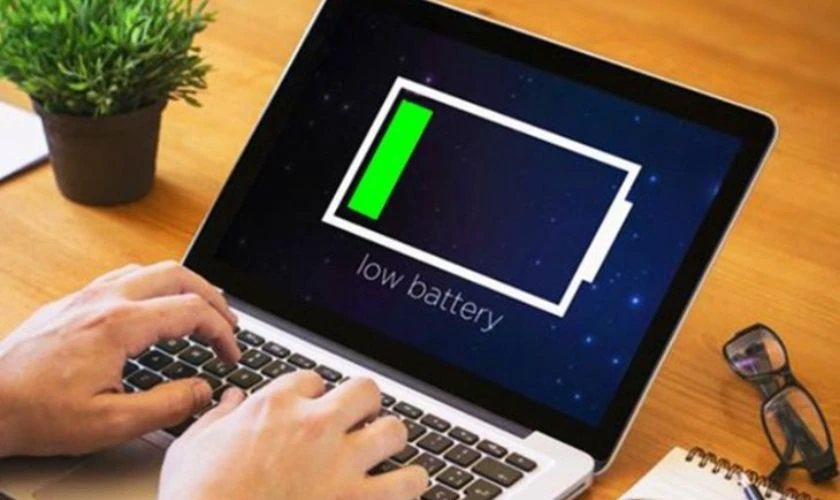 Nên xả pin laptop bao lâu một lần?