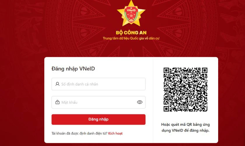 Truy cập website VNeID