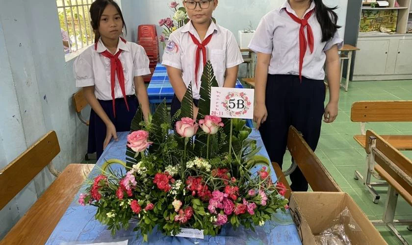 Mẫu giải nhất cắm hoa 20/11 năm 2025