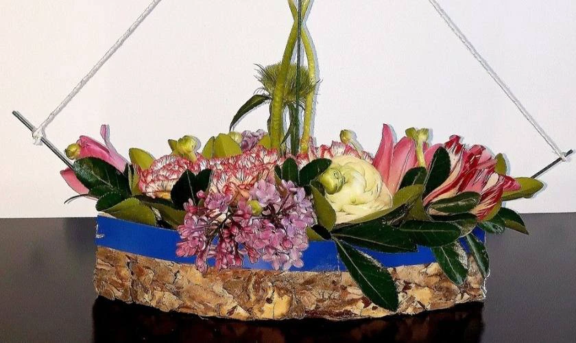 Cắm hoa chủ đề Tri ân người lái đò ấn tượng