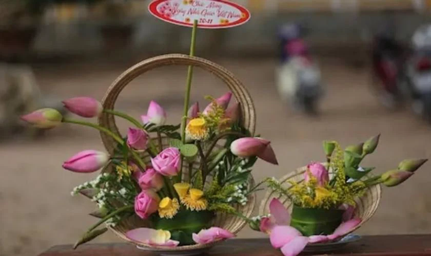 Cắm hoa chủ đề Người gieo mầm ấn tượng