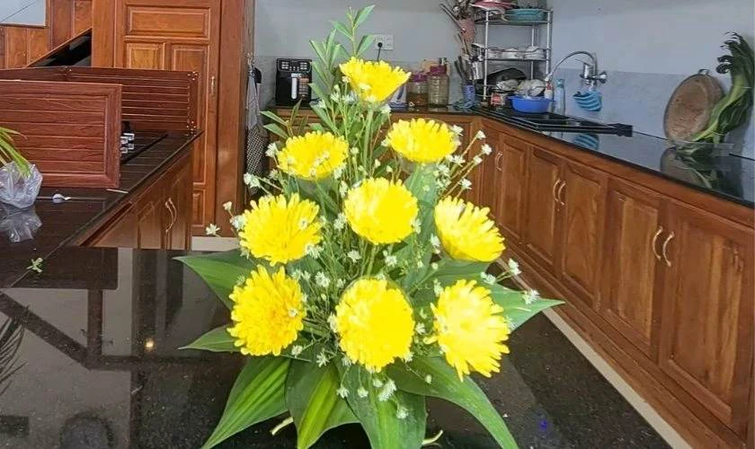 Cách Cắm Hoa Cúc Bàn Thờ Ngày Tết Tinh Khiết