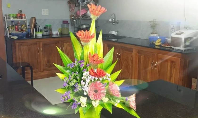 Cắm Hoa Đồng Tiền Nhẹ Nhàng