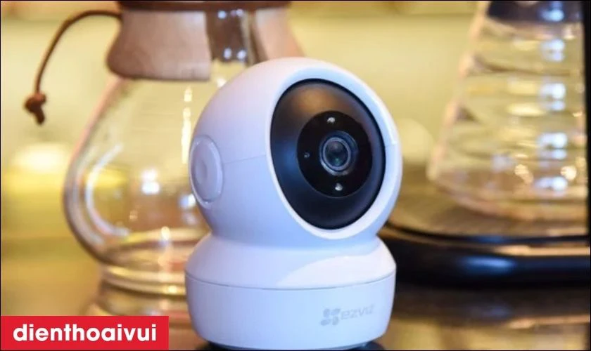 Camera không dây 2.0 Megapixel Ezviz C6N có dễ lắp đặt không?