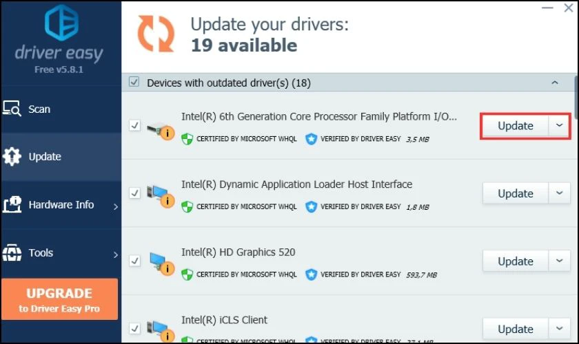 Hãy nhấn vào nút Update tại Driver đó