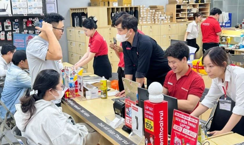 Địa chỉ cấp cứu điện thoại tại Điện Thoại Vui gần nhất
