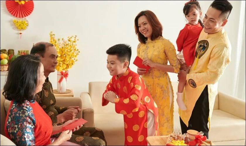 Chúc Tết là truyền thống tốt đẹp cần giữ gìn và phát huy của dân tộc