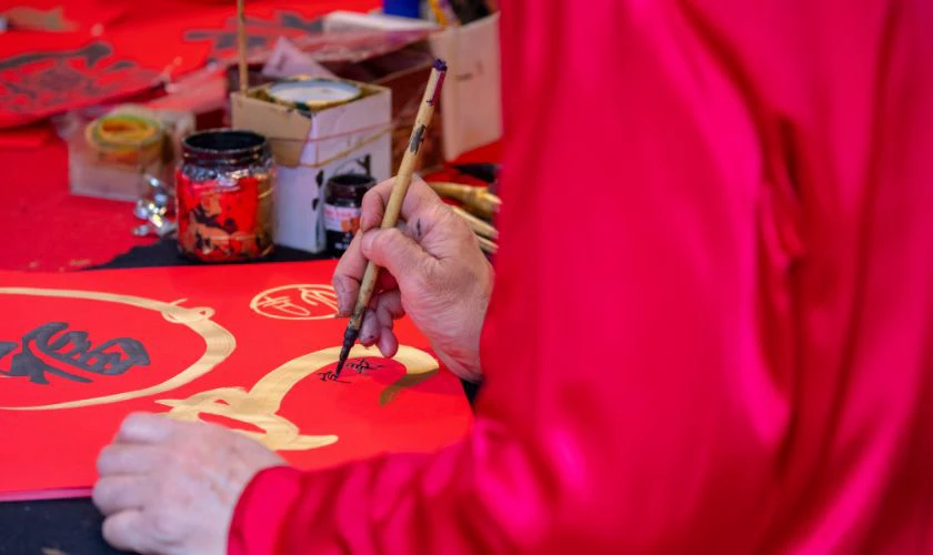 99+ Câu Đối Tết Tiếng Trung 2026 Thông Dụng, Phổ Biến Câu Đối Hay Cho Người Yêu