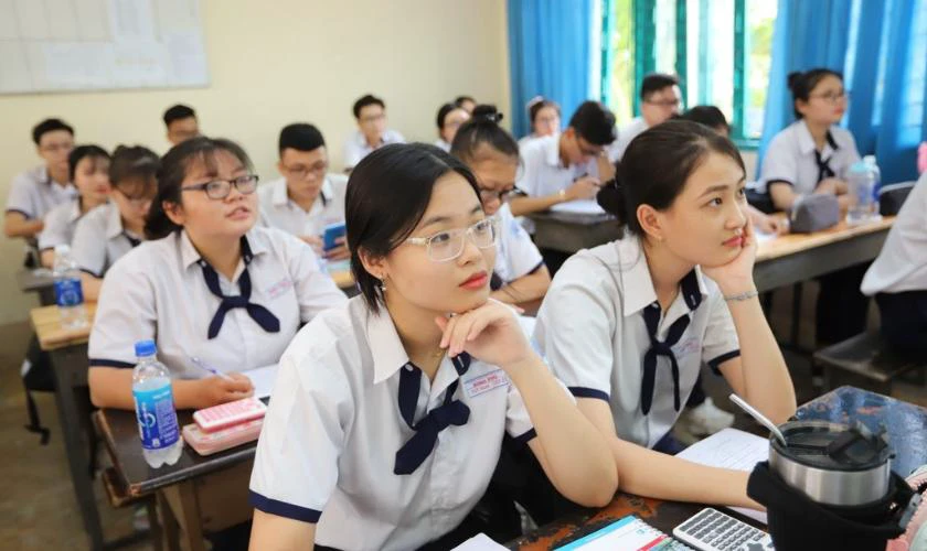 Câu hỏi trắc nghiệm về ngày Gia Đình Việt Nam cho học sinh cấp 3