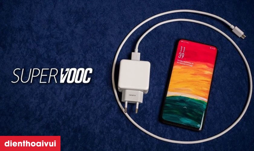 Chân sạc Oppo Reno 8T tích hợp công nghệ sạc nhanh Super VOOC hiện đại