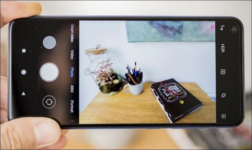 Khả năng xử lý hình ảnh và camera ở mức tốt trong phân khúc