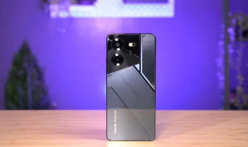 Tecno Pova 5 chọn hướng đi khác biệt so với phần lớn thiết bị dùng Helio G99