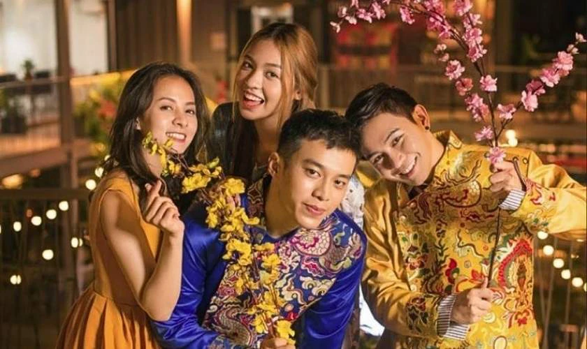 Chúc Tết bạn bè