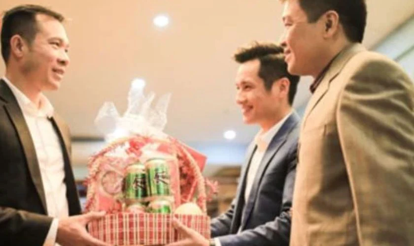 Thơ chúc buôn may bán đắt