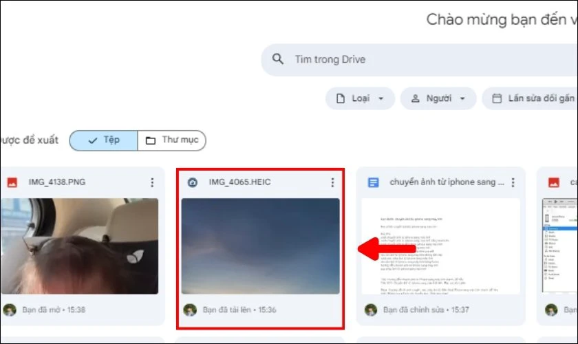 Mở Google Drive trên PC và chọn ảnh cần tải về máy