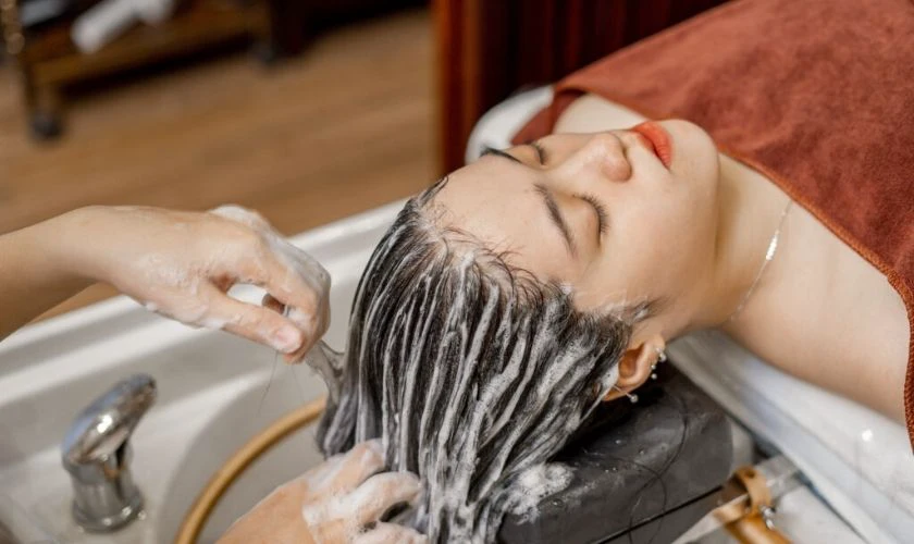 Gội đầu vào 30 Tết giờ nào tốt?