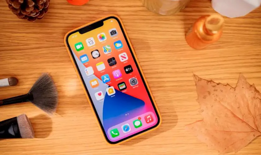 Có nên mua iPhone 12 cũ