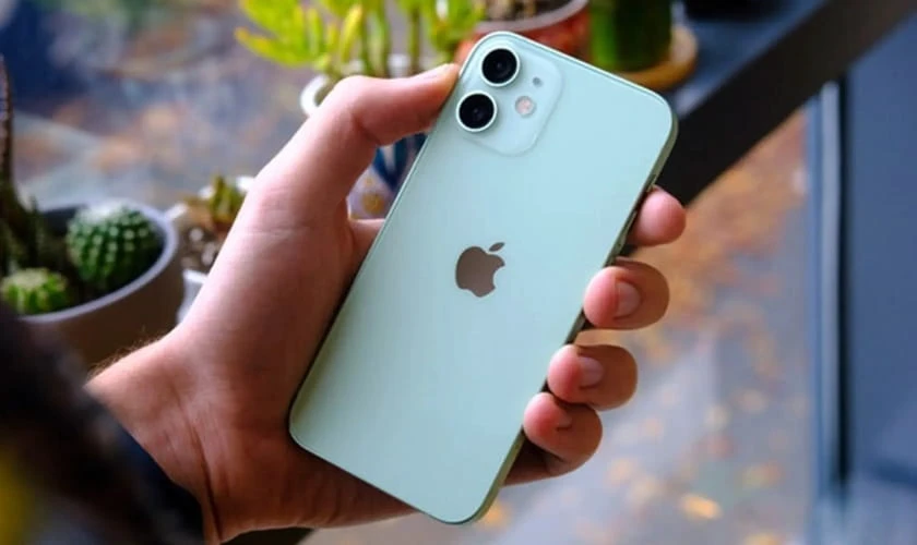 Có nên mua iPhone 12 mini cũ không