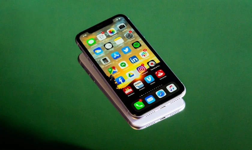 Nhược điểm khi mua iPhone iPhone 12 mini cũ ở thời điểm hiện tại