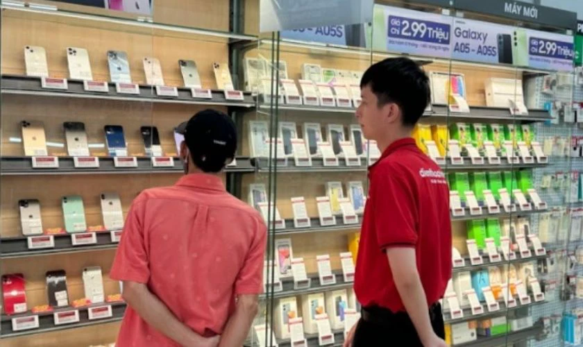 Mua tại cửa hàng uy tín có bảo hành