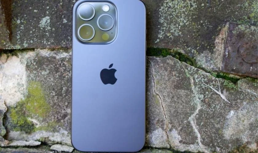 Ưu điểm khi mua iPhone 15 Pro cũ