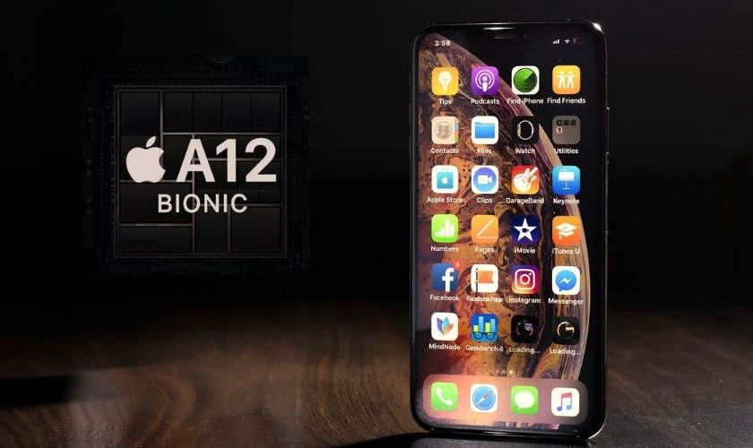 Hiệu năng ổn định với chip A12 Bionic