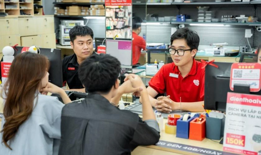 Lý do nên mua điện thoại cũ tại Điện Thoại Vui quận Tân Phú
