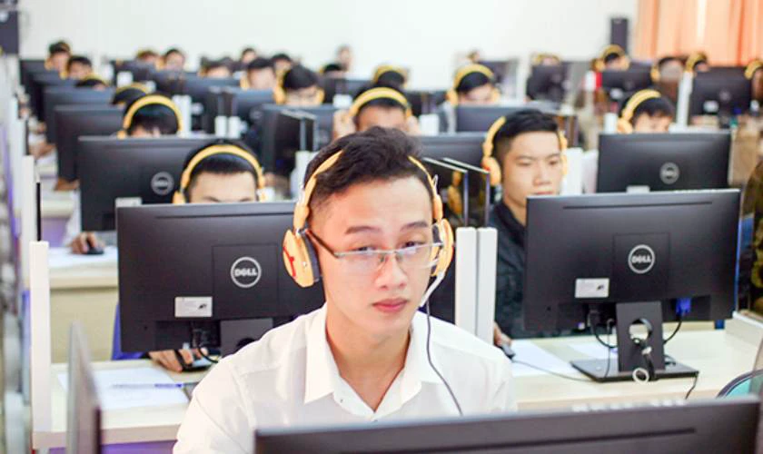 Mức học phí phụ thuộc trực tiếp vào ngành học