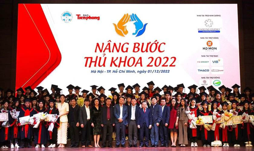 Chính sách học bổng