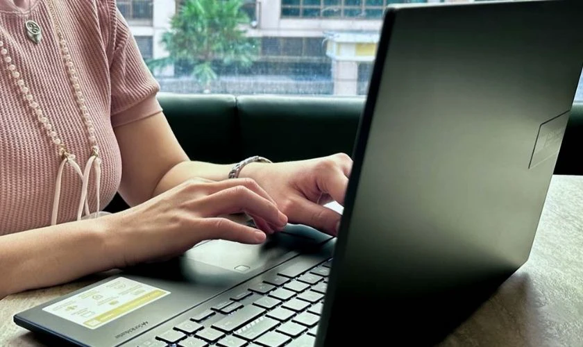 Asus Vivobook Go 15 phù hợp với đối tượng nào?