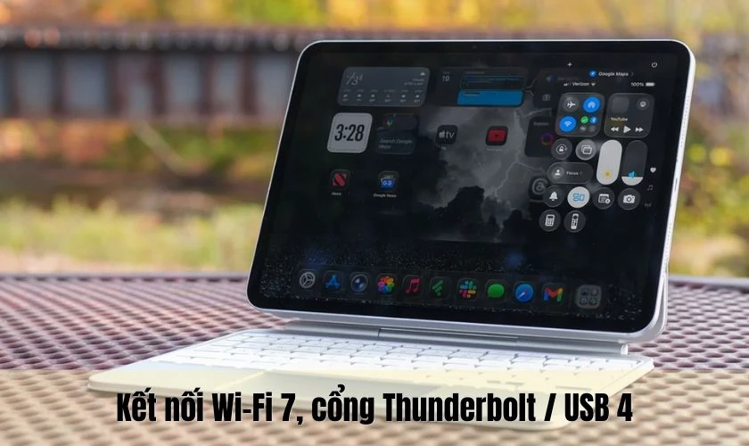 Đánh giá iPad Pro M5 về khả năng kết nối